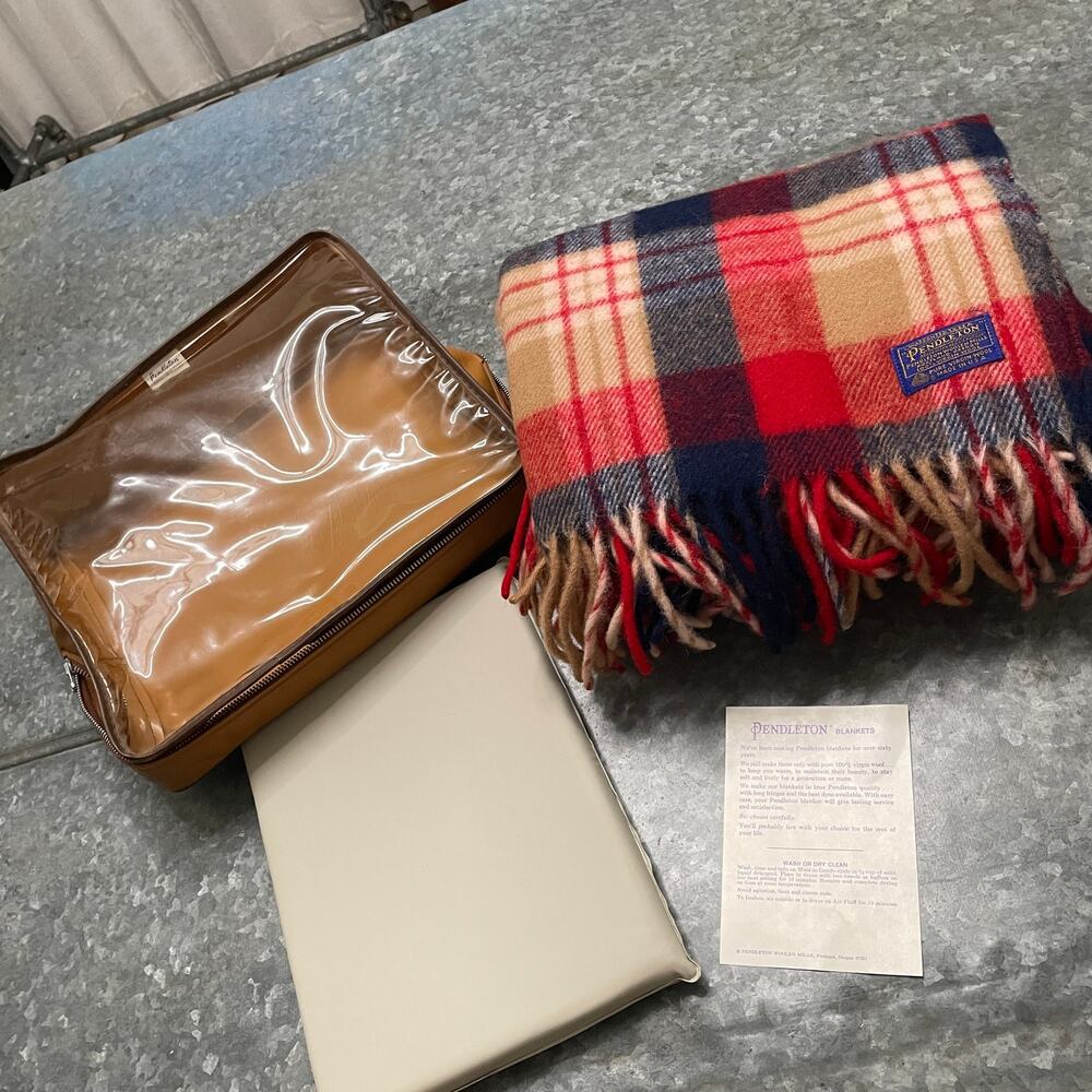 Vintage Pendleton Robe In A Bag Stadium Lap Blanket 52"x70" Virgin Wool Throw - Picture 4 of 16